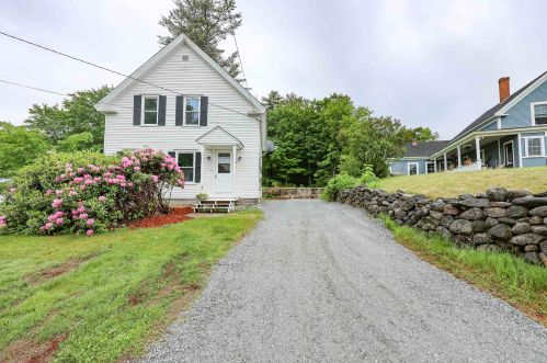 16 Acre St, Bennington NH  03442-4100 exterior