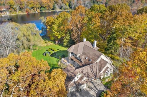65 Knapp Rd, Lewisboro, NY 10590-1016