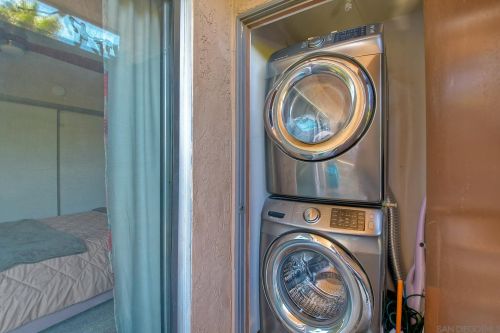 4567 Cleveland Ave, San Diego CA 92116-1152 exterior