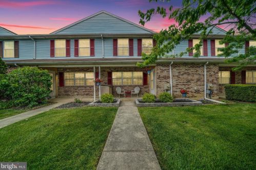 428 Devon Ct, Downingtown, PA 19335-4223