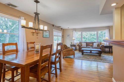 163 Teakettle Spout Rd, Mahopac NY  10541-4250 exterior