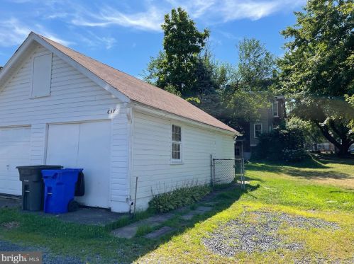 657 Charlotte St, Pottstown, PA 19464-4604