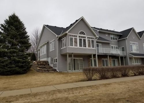 1104 Shumway Ct, Faribault, MN 55021-3125