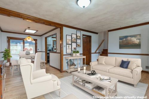 1750 Central St, Yorktown Hgts, NY 10598-4602