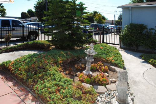 16497 Kent Ave, San Lorenzo CA  94580-1230 exterior