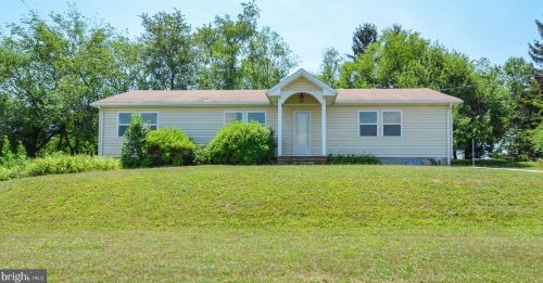 9896 Old 22, Breinigsville, PA 18031-2232