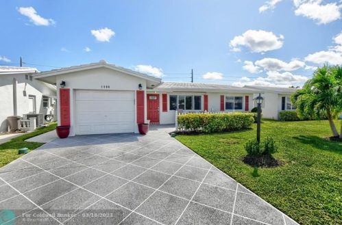 1606 14th Ave, Boynton Beach FL  33426-5809 exterior