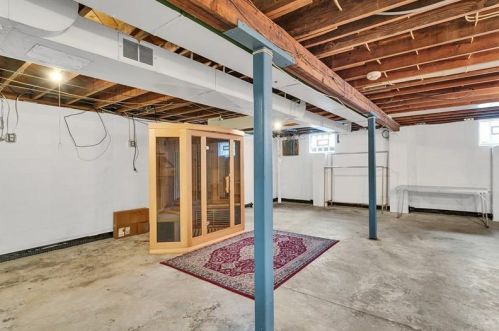 114 Francis Ave, Beaver Falls PA  15010-1333 exterior