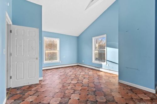 140 Chestnut St, Norwich CT  exterior