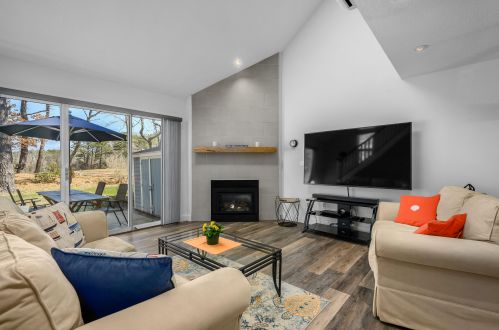 98 Trevor Ln, Brewster MA  02631-3017 exterior