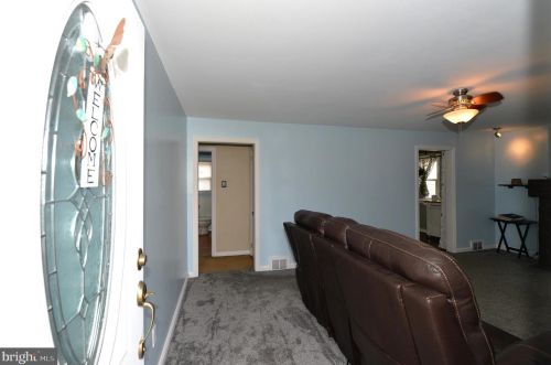 1805 Line St, Lansdale PA 19446-1632 exterior