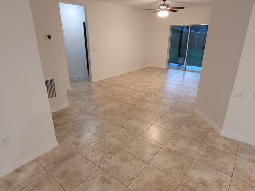 326 Hart Blvd, Orlando, FL 32835-1948