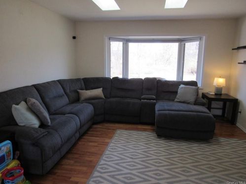 113 Tuthill Rd, Blooming Grove, NY