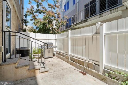 119 Federal St, Philadelphia PA  19147-5409 exterior