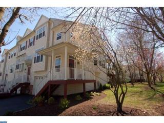 100 Victoria Ct, Frazer, PA 19355-8502