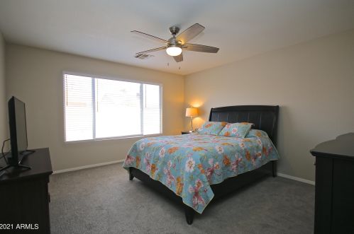 1717 Lindrick Dr, Chandler AZ 85249-5033 exterior