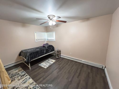 475 Toms River Rd, Jackson Twp NJ  08527-3722 exterior