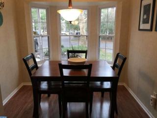 602 Danbury Ct, Upper Makefield PA  18940-4001 exterior