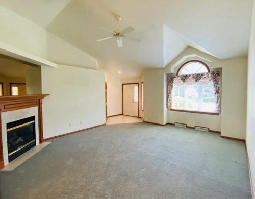 2727 Durham Rd, Green Bay, WI 54311-7294