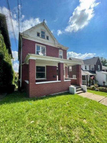 2113 Orchard St, Whitaker PA  15120-2603 exterior