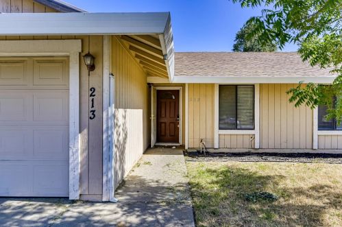 213 Quadra Ave, Rio Linda CA  95673-3338 exterior