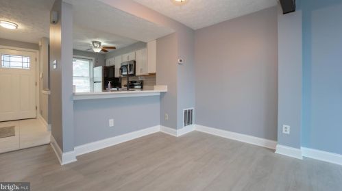 8320 Bark Tree Ct, Springfield VA  22153-3828 exterior