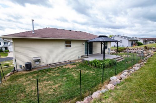 604 Brookstone Way, Watertown WI  53094-5902 exterior