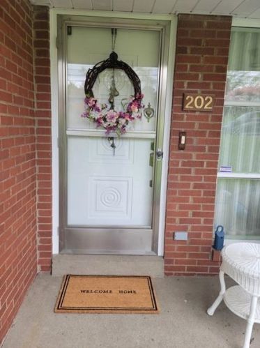 202 Indian Dr, Pittsburgh, PA 15238-1223