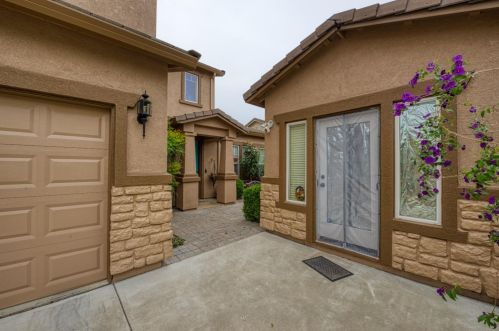 437 Creekside Dr, Grayson CA  95363-8834 exterior