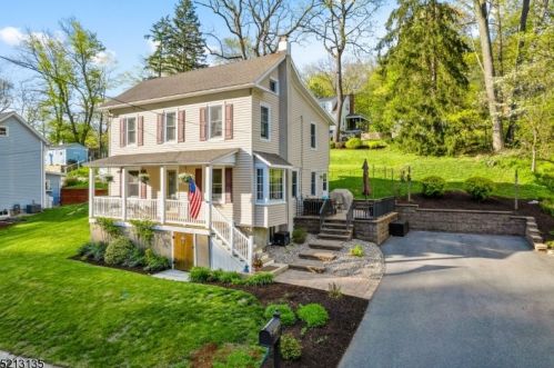 57 Main St, High Bridge, NJ 08829-2511