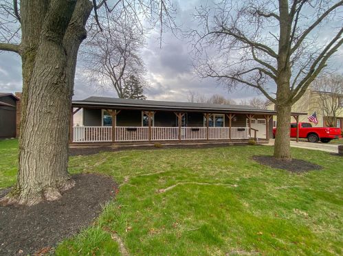 13 Maple St, Richwood, OH 43344-1253