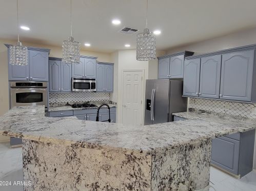 20652 Donithan Way, Maricopa AZ  85138-2468 exterior