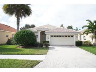 7352 Stanhope Ct, Sarasota, FL 34238-4443
