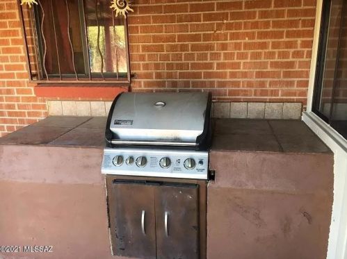 6417 Calle Altair, Tucson AZ 85710-5237 exterior