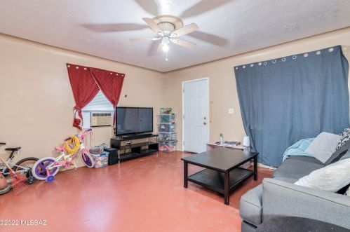 208 Palmdale St, Tucson AZ  85714-1439 exterior