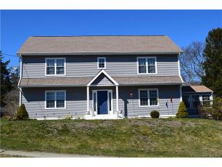 70 Williams St, Groton, CT 06340-5535