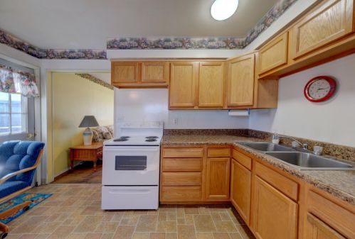 490 Toledo Ave, Marion OH  43302-2145 exterior