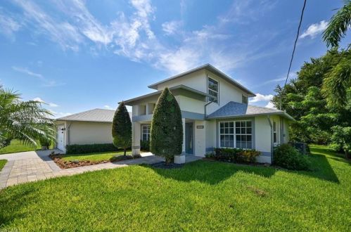 3701 10th St, Lehigh Acres, FL 33971-5109