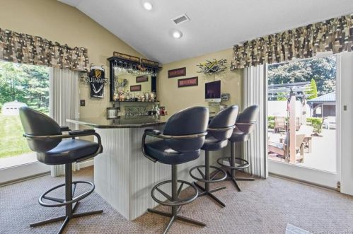 309 Pilgrim Ln, Southington CT  06489-1345 exterior