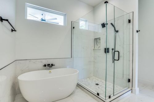 640 Colorado Blvd, Dallas TX  75203-1108 exterior