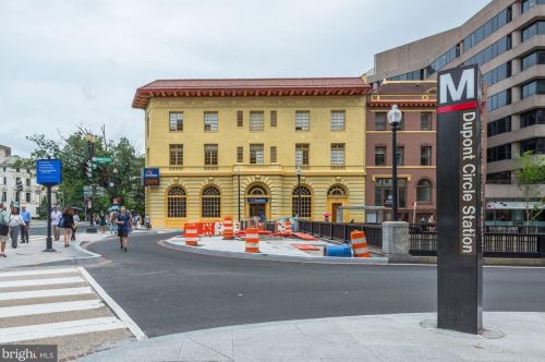 2310 Ashmead Pl, Washington DC  20009-1439 exterior