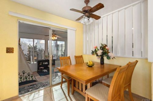 1476 Vicksburg Dr, El Cajon CA  92021-3522 exterior