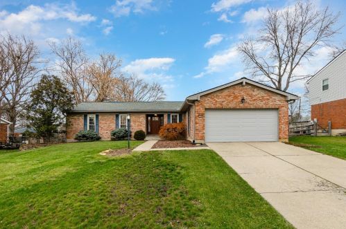 7878 Eglington Ct, Cincinnati, OH 45255-2413