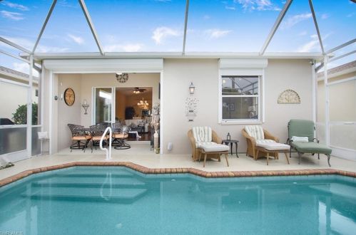 8599 Ibis Cove Cir, Naples FL  34119-7746 exterior