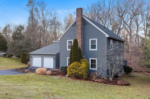 39 Smithbrook Ter, Glastonbury, CT 06033-3352