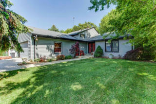 3540 River Bend Dr, Racine, WI 53404-1558