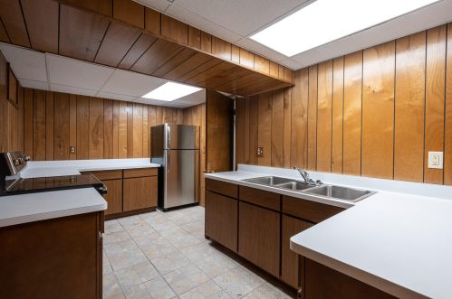 1545 Cedar Ln, Milwaukee WI  53217-1102 exterior