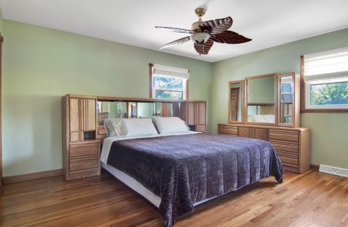 12323 White Oak Dr, Crown Point IN  46307-8420 exterior