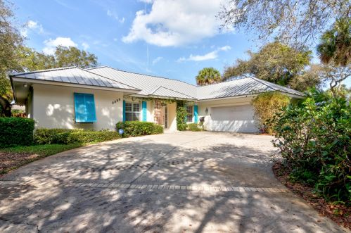 1480 Shorelands Dr, Vero Beach, FL 32963-2601