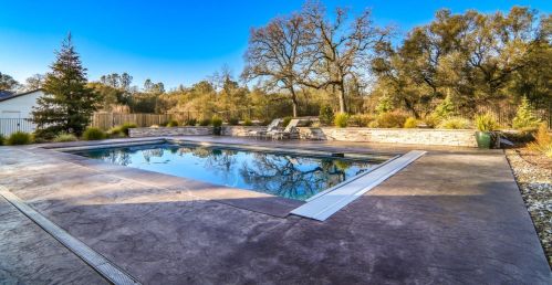 6331 Melody Ln, Newcastle CA  95658-9646 exterior
